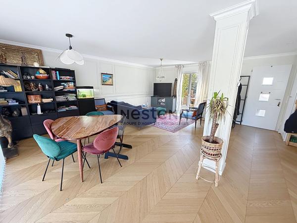 Maison 118m² / 3 chambres / 376m² jardin comble aménagable