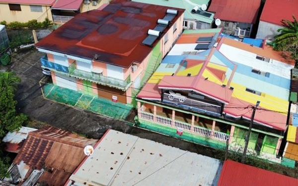 Maison à vendre    13 pièces •  Pointe-Noire