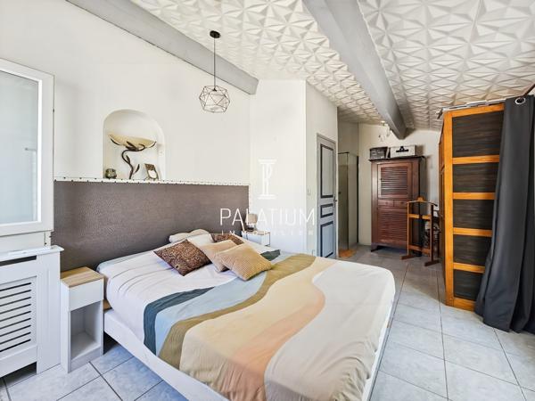 MÉRINDOL – Villa 130 m² entièrement rénovée sur 1 775m² avec piscine et oliveraie