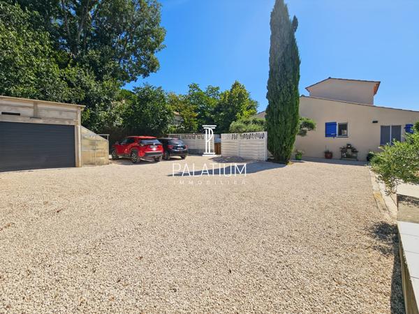 MÉRINDOL – Villa 130 m² entièrement rénovée sur 1 775m² avec piscine et oliveraie