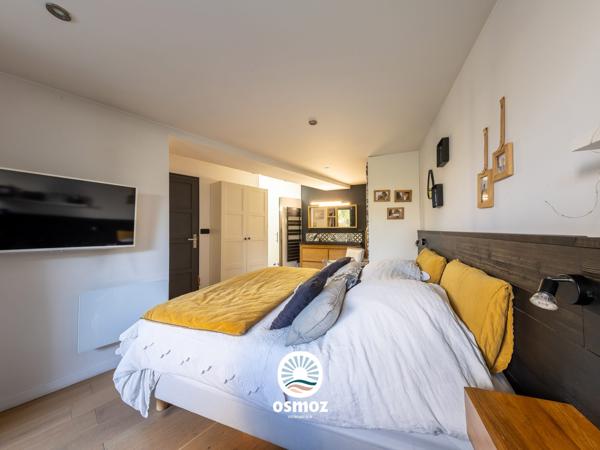 Maison type 6 avec piscine et stationnement à quelques pas de l'hyper-centre !