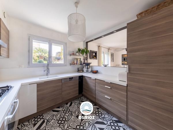 Maison type 6 avec piscine et stationnement à quelques pas de l'hyper-centre !