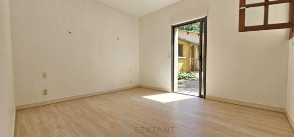 A Souillac maison de 173 m² au calme avec une belle vue sur la vallée de la Dordogne.