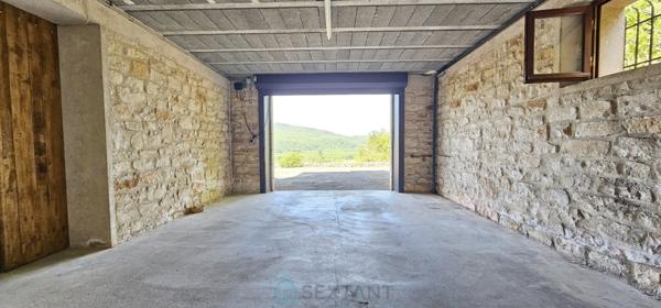 A Souillac maison de 173 m² au calme avec une belle vue sur la vallée de la Dordogne.