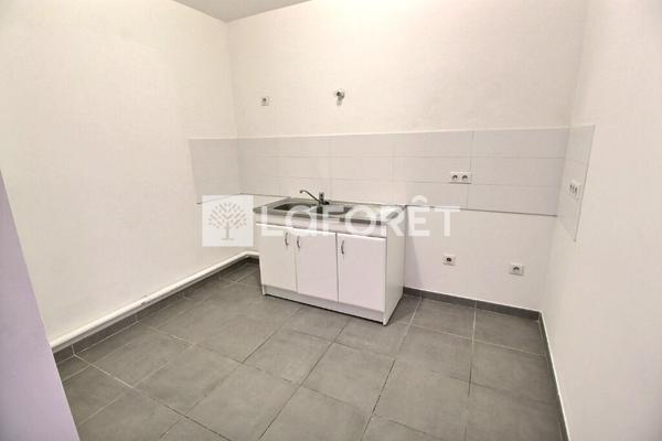 Location appartement Nanterre - 1 pièce(s) - 43 m² - 814 €/mois