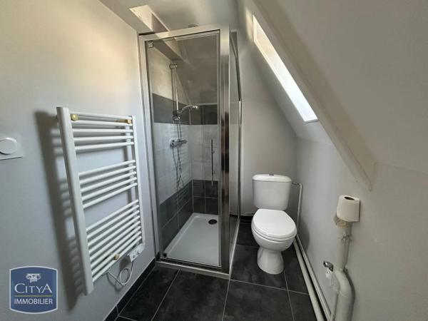 Appartement à louer 2 pièces 30.42m² Laval (53000)