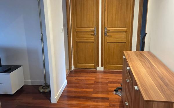 Appartement à louer    3 pièces • 55,27 m2 Châtillon