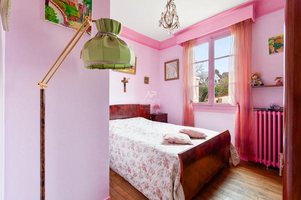 Maison Saint Germain En Laye 6 pièce(s) 118 m2 565 000 € ** - Référence 17145