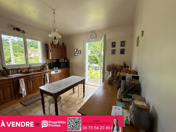 179 900 Euros // SAINT-CÉRÉ (46400) - MAISON 154 m² +COMBLES - 4 CHAMBRES - JARDIN CLOS & GARAGE - PROXIMITÉ CENTRE-VILLE