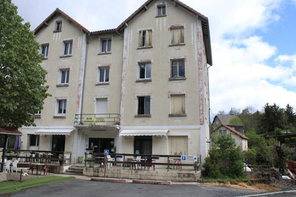Maison La Bastide Puylaurent 25 pièce(s) 670 m2