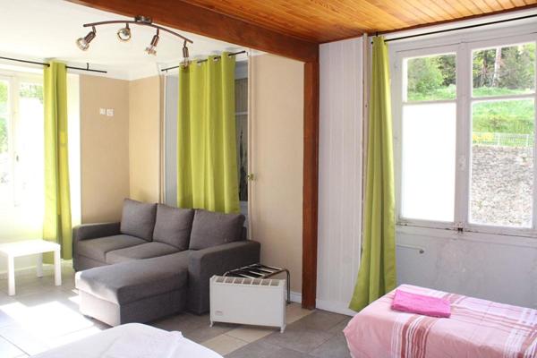 Maison La Bastide Puylaurent 25 pièce(s) 670 m2