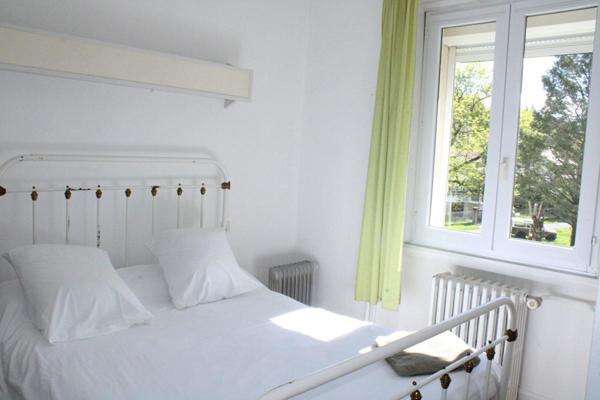 Maison La Bastide Puylaurent 25 pièce(s) 670 m2