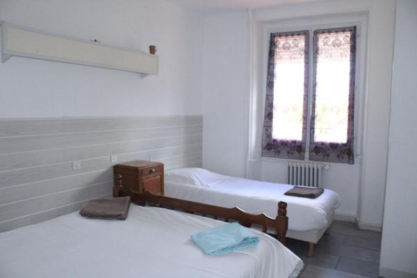 Maison La Bastide Puylaurent 25 pièce(s) 670 m2