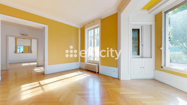Appartement
         6 pièces
        - 180 m² Exclusivité 899 000 € *