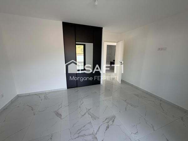 VILLA MODERNE 147 M² AVEC PISCINE SUR TERRAIN DE 492 M²