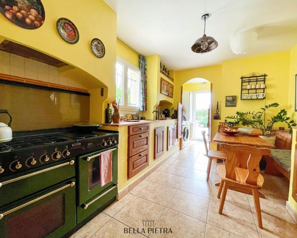 Ganges (34190) Maison T6 de charme avec vue imprenable à Ganges : cadre naturel d’exception