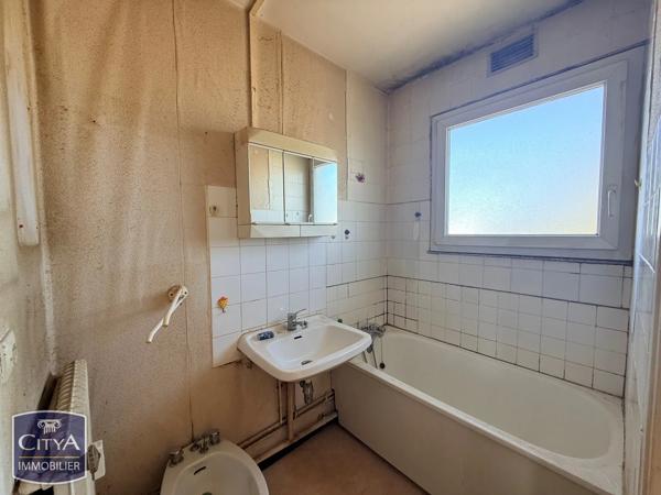 Appartement à vendre 1 pièce 29.49m² Arpajon (91290)