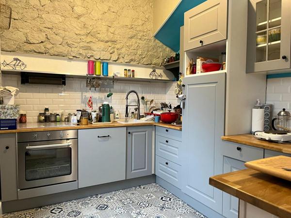 MAISON FAMILIALE EN PARFAIT ETAT AVEC 4 CHAMBRES EN CENTRE VILLE DE LA FERTE MACE