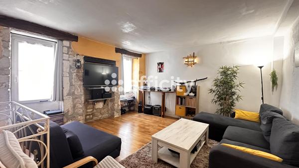 Maison
         3 pièces
        - 75 m² 150 000 € *