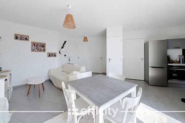 Appartement
         2 pièces
        - 47 m² Exclusivité 176 900 € *