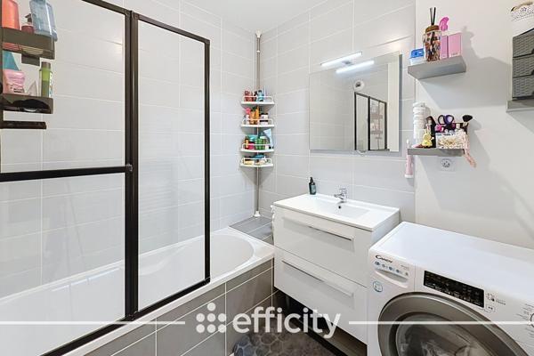 Appartement
         2 pièces
        - 47 m² Exclusivité 176 900 € *