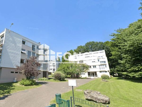 Location Appartement 5 pièces 83.19 m² - 3 AVENUE PASTEUR / RUE DES TROENES Villiers Sur Orge 91700