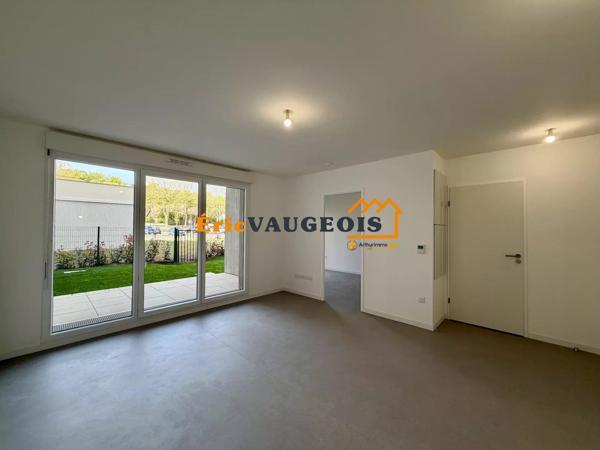 Vente                                                      Appartement
                        
                     2 pièces                      41 m2                     à Coulommiers
