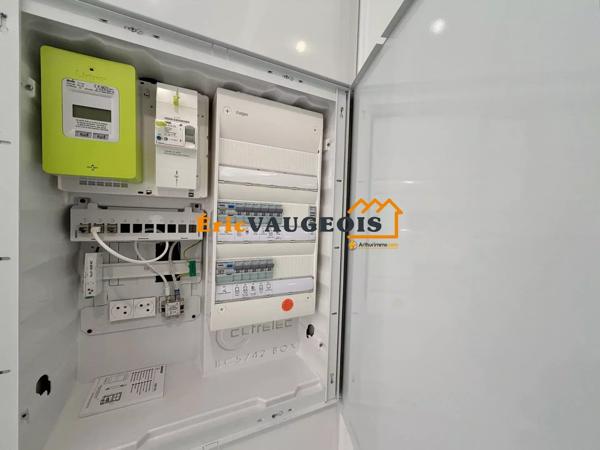 Vente                                                      Appartement
                        
                     2 pièces                      41 m2                     à Coulommiers