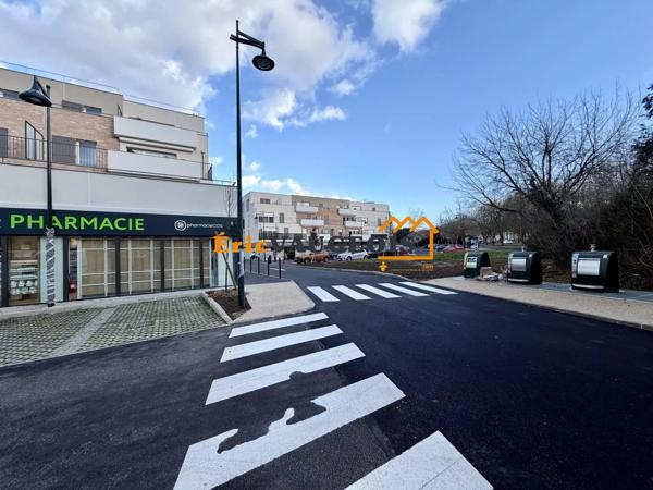 Vente                                                      Appartement
                        
                     2 pièces                      41 m2                     à Coulommiers