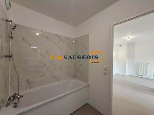 Vente                                                      Appartement
                        
                     2 pièces                      41 m2                     à Coulommiers