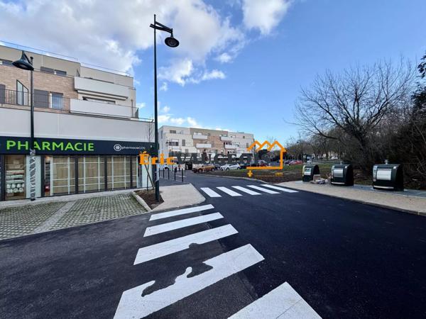 Vente                                                      Appartement
                        
                     2 pièces                      41 m2                     à Coulommiers