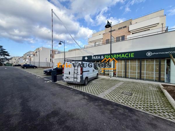 Vente                                                      Appartement
                        
                     2 pièces                      41 m2                     à Coulommiers