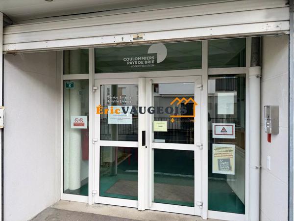 Vente                                                      Appartement
                        
                     2 pièces                      41 m2                     à Coulommiers