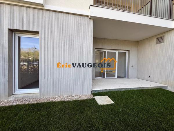 Vente                                                      Appartement
                        
                     2 pièces                      41 m2                     à Coulommiers