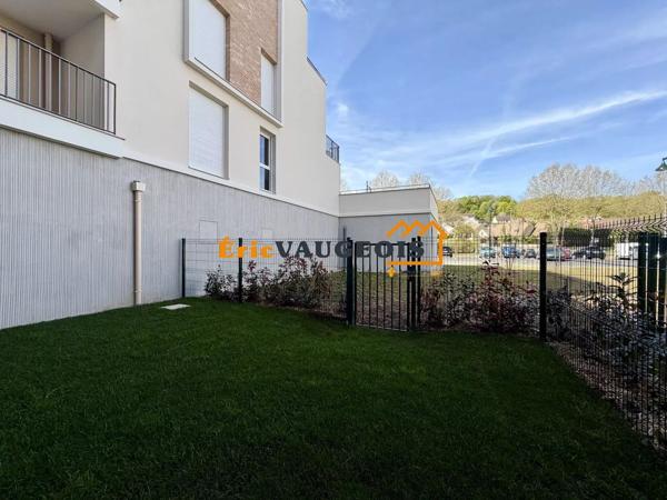 Vente                                                      Appartement
                        
                     2 pièces                      41 m2                     à Coulommiers