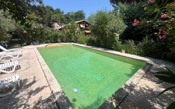 Maison à vendre    6 pièces • 206 m2 Dax