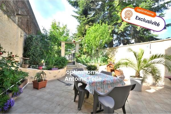 Maison d'habitation & commerce libre avec jardin clos en centre ville - Le Cateau