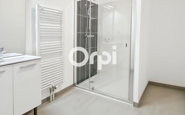 Appartement à vendre    3 pièces • 76,60 m2 Saint-Laurent-Blangy