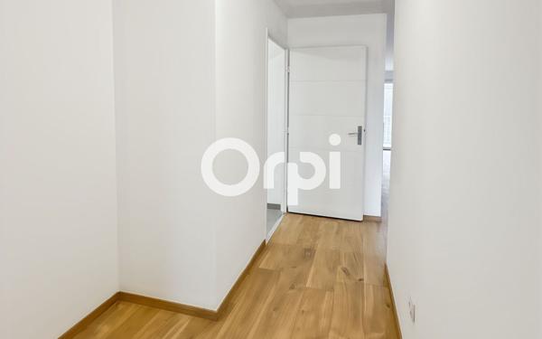 Appartement à vendre    3 pièces • 76,60 m2 Saint-Laurent-Blangy