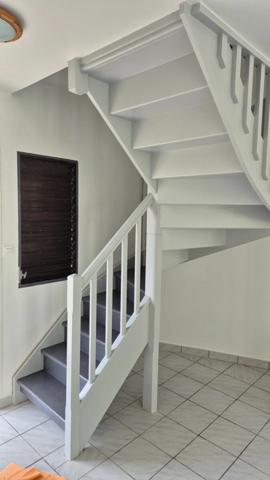 Appartement à louer    3 pièces • 58,54 m2 Fort-de-France