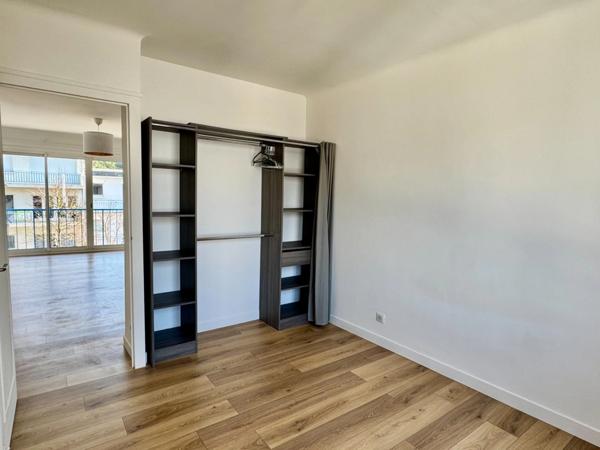 APPARTEMENT T2 47M2-LAJARRIGE-PROCHE COMMERCE-MER-LUMINEUX