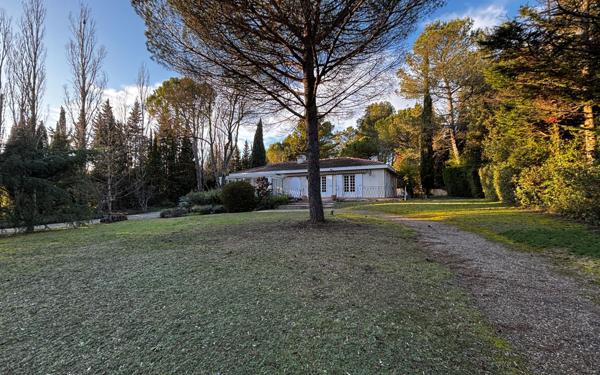 Maison à vendre    7 pièces •  Villemoustaussou