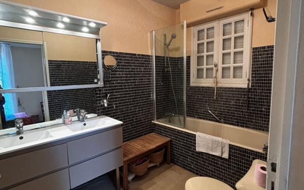 Maison à vendre    7 pièces •  Villemoustaussou