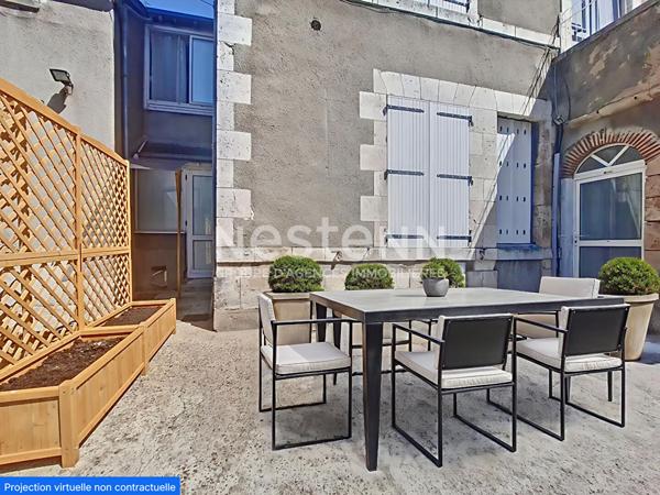 ORLEANS BORDS DE LOIRE - PETITE COPROPRIETE AU CALME - COUR PRIVEE ET PLACE DE STATIONNEMENT - APPARTEMENT T3 - ENTIEREMENT RENOVE - LOCAL VELO