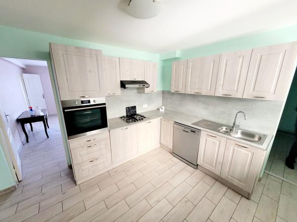 Flers-en-Escrebieux (59128) Maison mitoyenne 4 chambres Veranda Garage