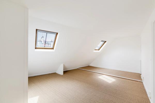 Appartement Paris 9 e - NOTRE-DAME-DE-LORETTE / RUE DE PROVENCE