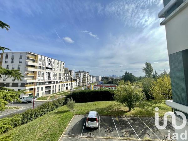 Appartement 3 pièces de 53 m² à Bezons (95870)