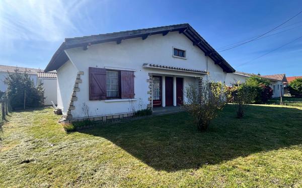 Maison à vendre    4 pièces •  Parentis-en-Born