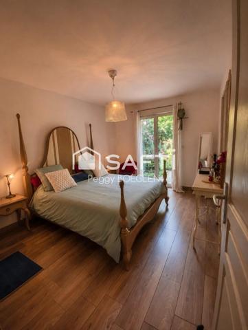 SUPERBE MAISON DE PLAIN PIED INDIVIDUELLE DANS UN QUARTIER RESIDENTIEL DE LABASTIDE MARNHAC