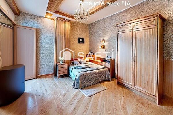 MAISON FAMILIALE A RENOVER, R+2, PISCINE, CALME